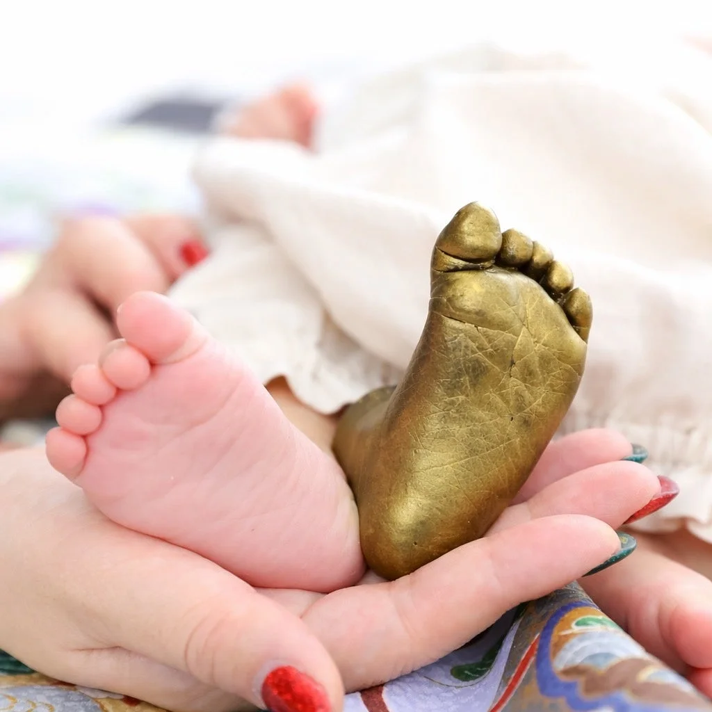 赤ちゃんの足型