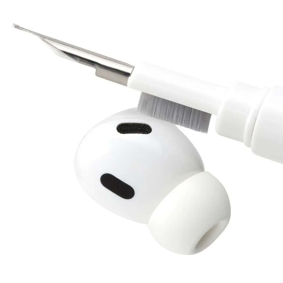 イヤホンメッシュ清掃イメージ