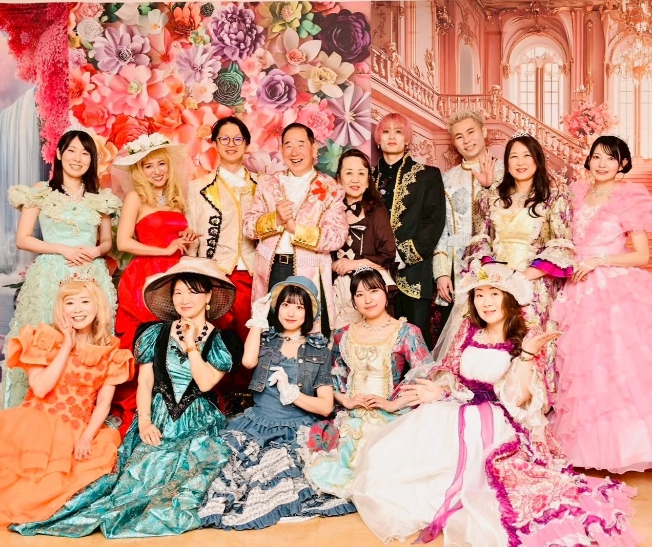 グランドオープンイベントの集合写真