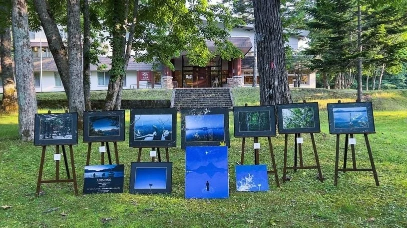 屋外写真展の展示風景