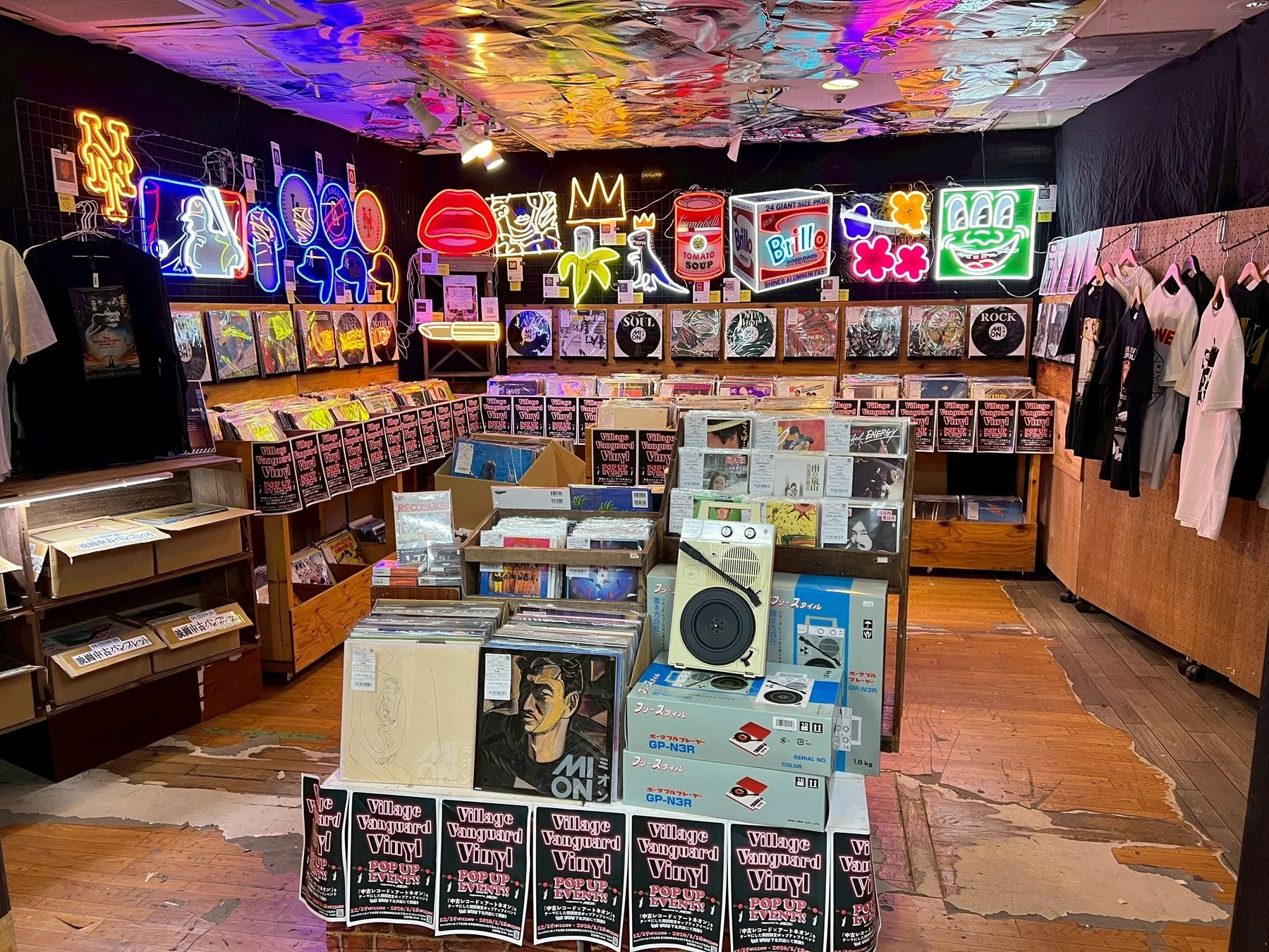 レコード店内の様子