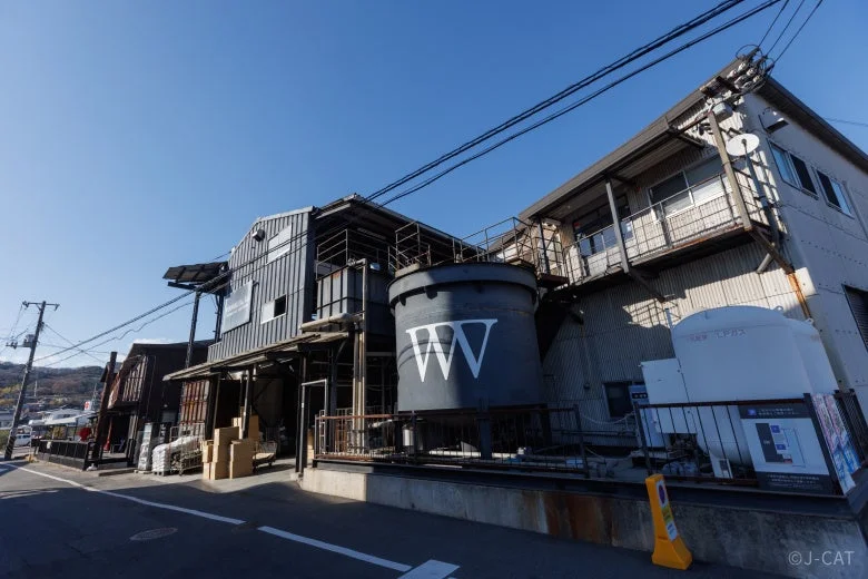 工場のような建物