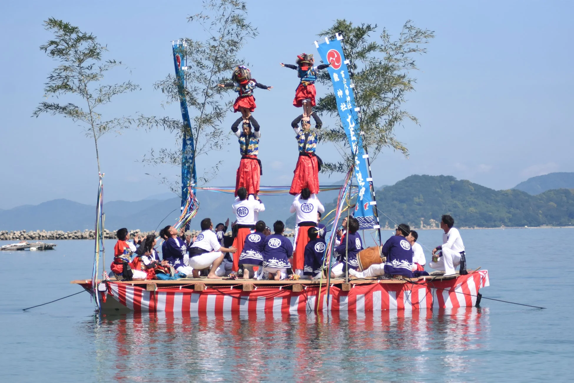 水上での継ぎ獅子