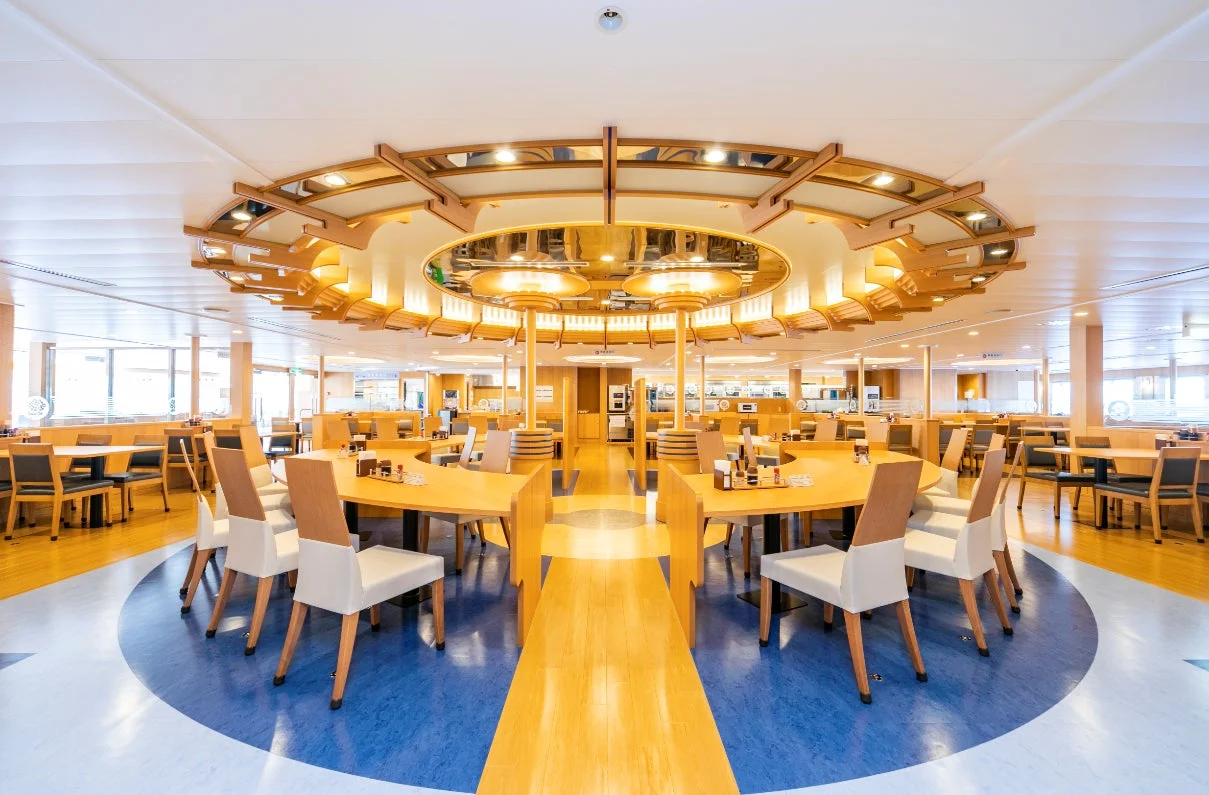 阪九フェリー船内ダイニング