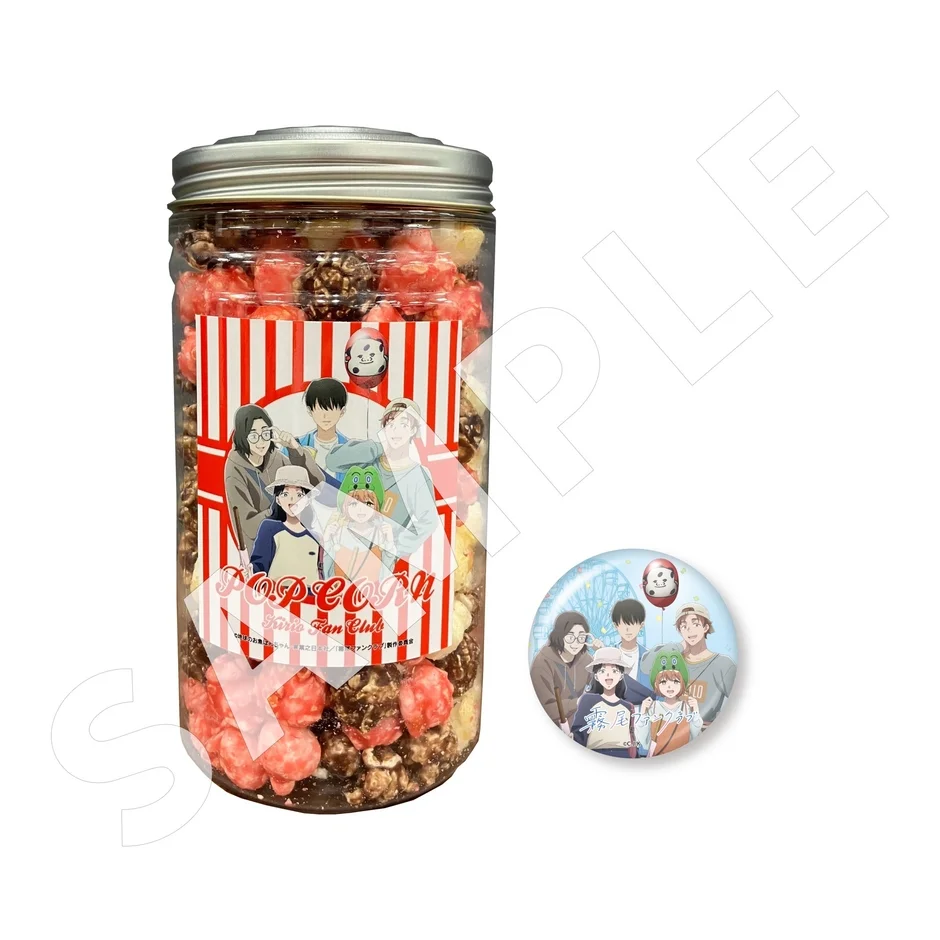 ポップコーンと缶バッジ