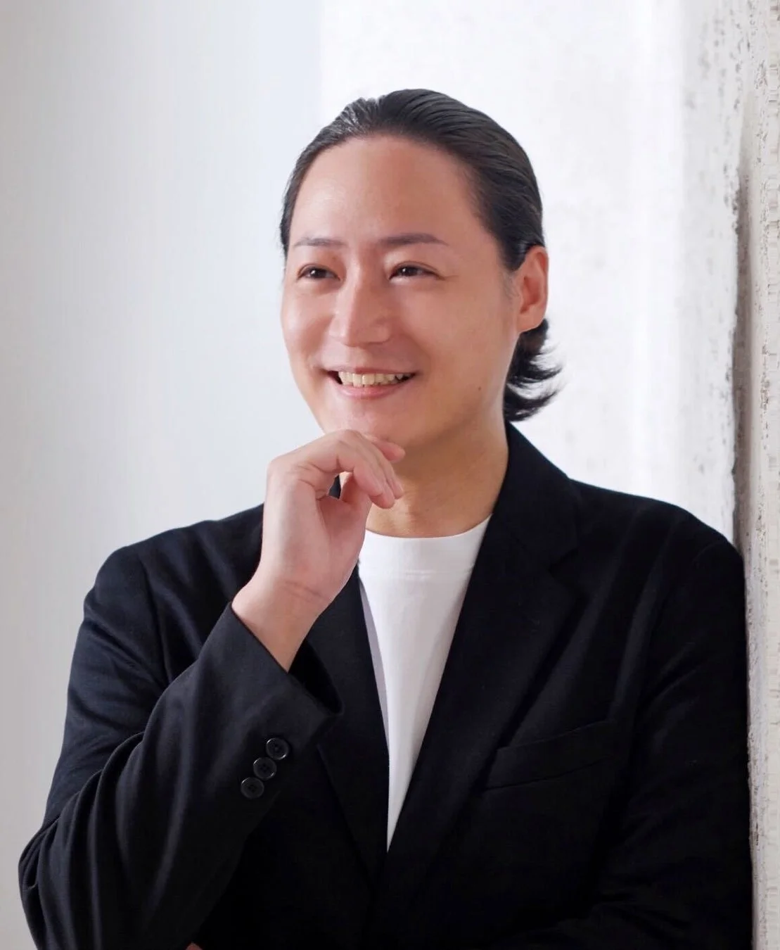 山根 謙生氏