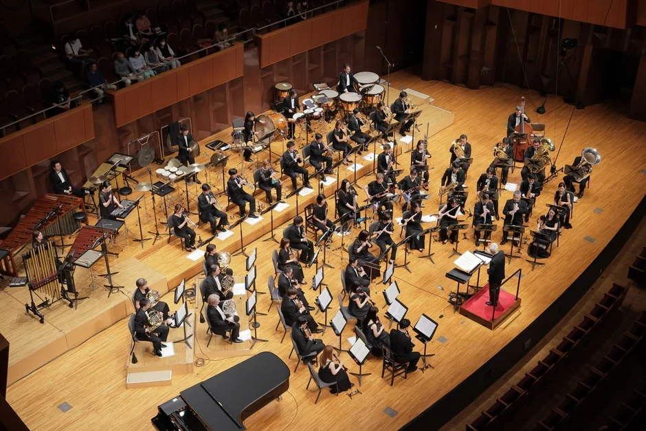 コンサートホールで演奏するOsaka Shion Wind Orchestra