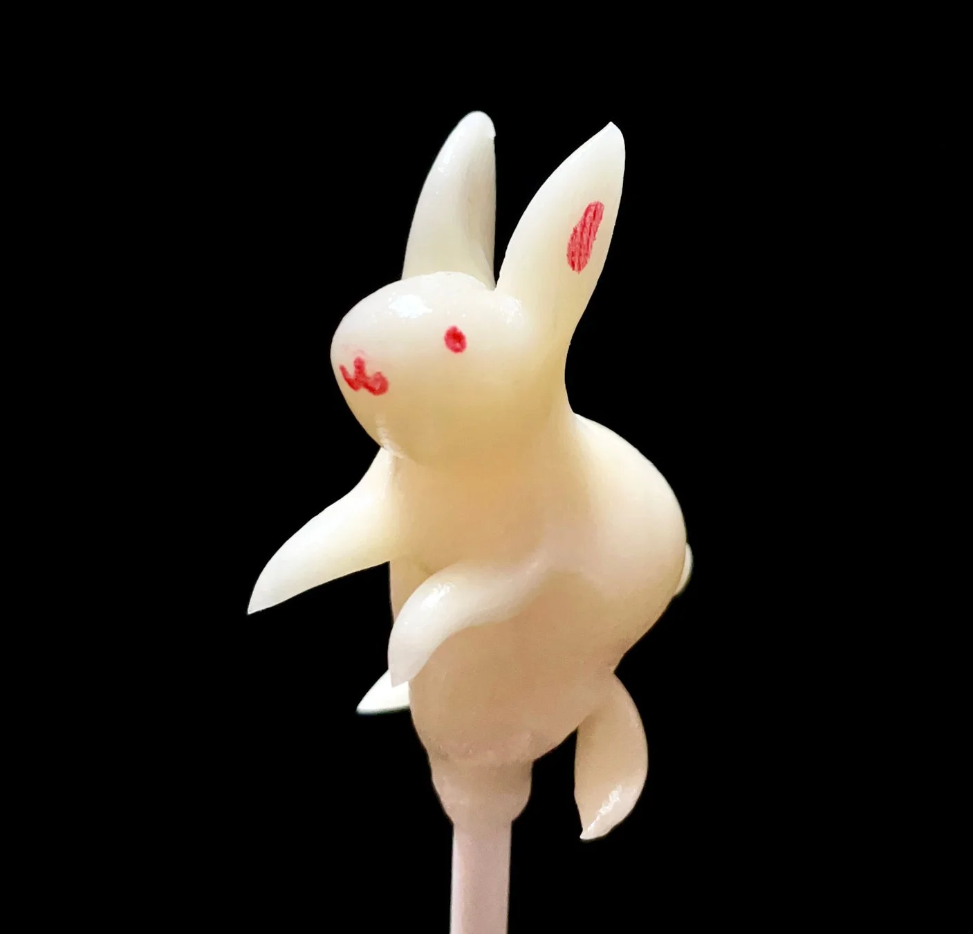 白いウサギの飴細工