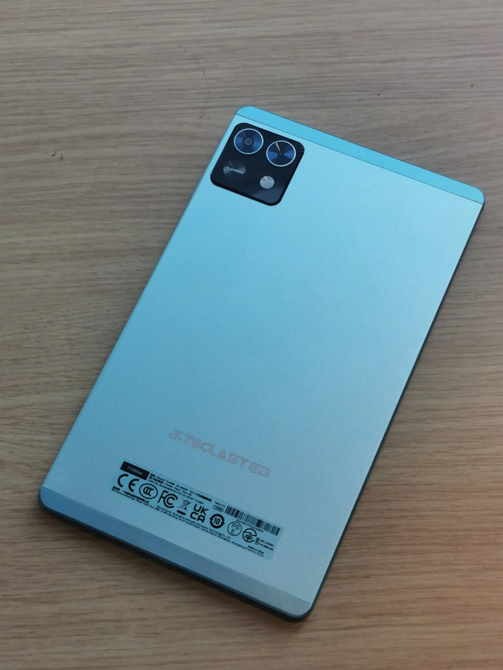 Teclast T50Miniの本体デザイン