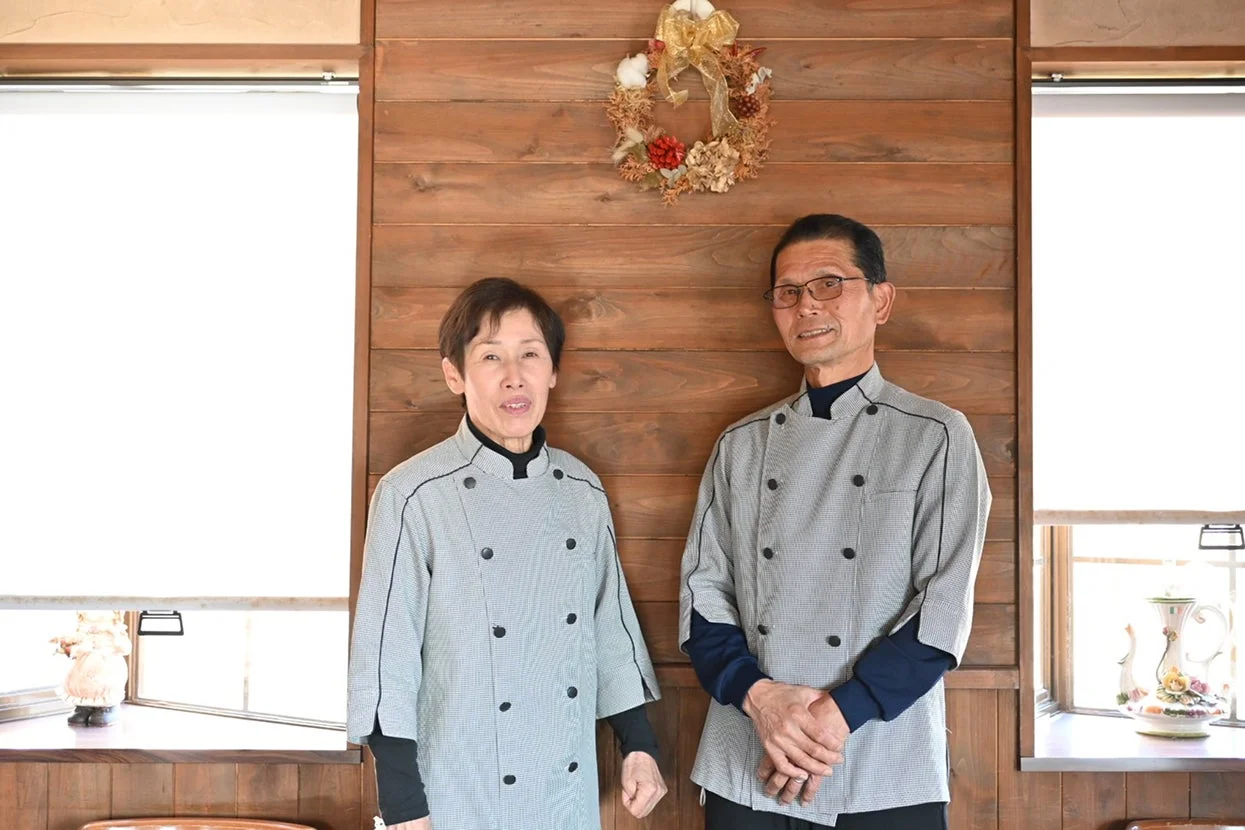 喫茶「カントリーロード」を営んできた小早川ご夫妻