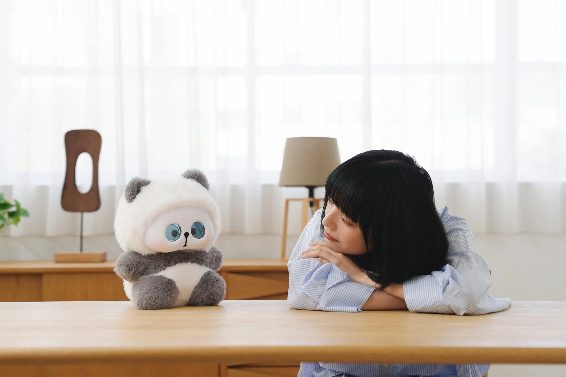 ぱちゃんと女性