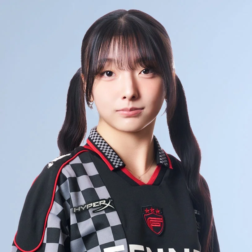 選手Moco/SereNa/suzu/UR/YuRinChi/hqnaのポートレート