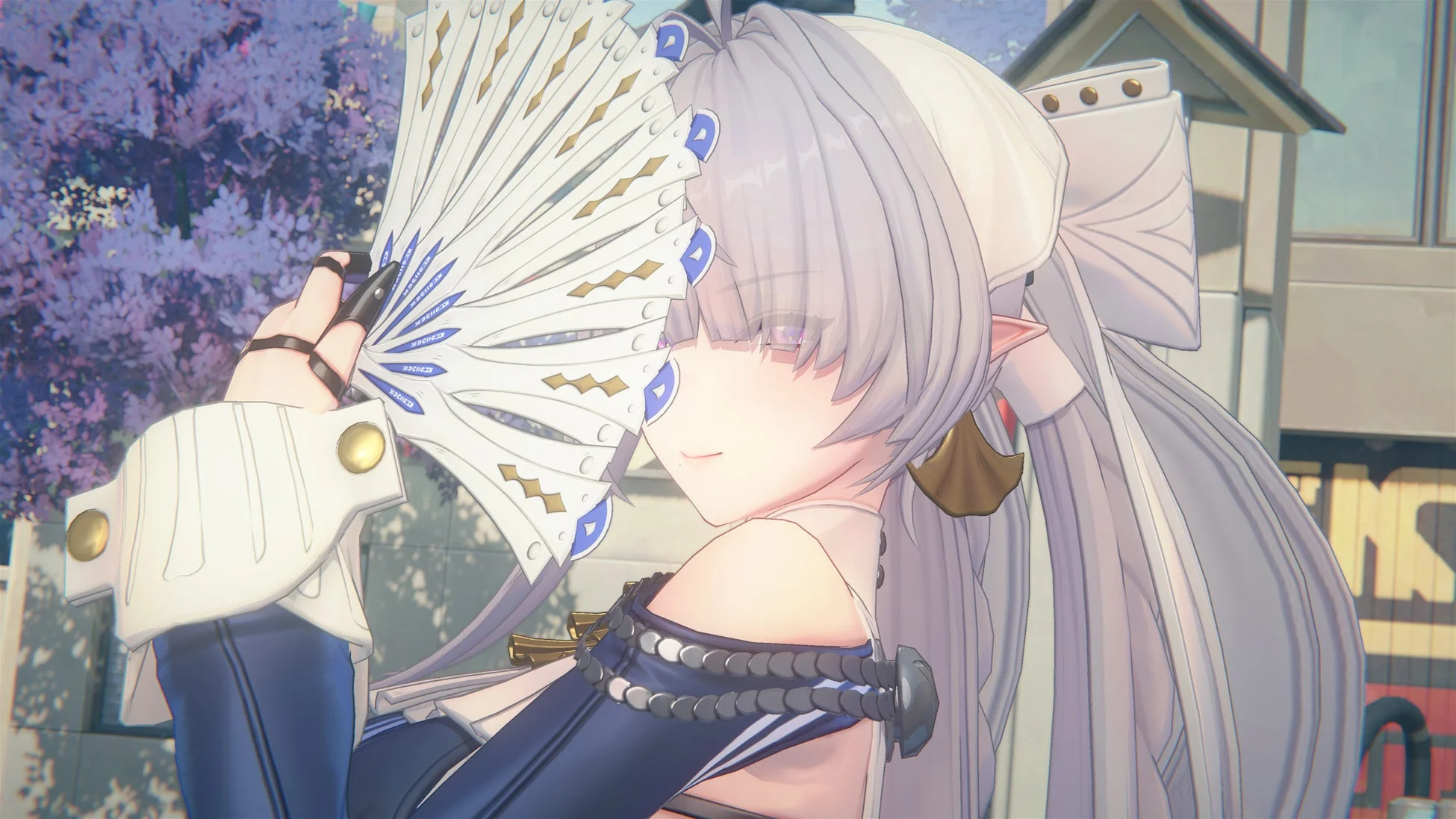 白いロングヘアとエルフ耳を持つアニメ風の少女