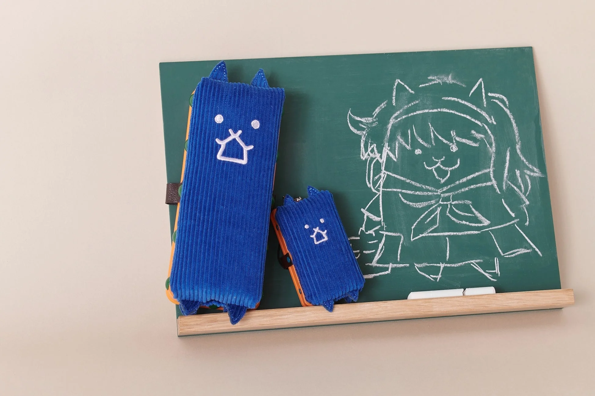 ネコクバンケシのコラボアイテム