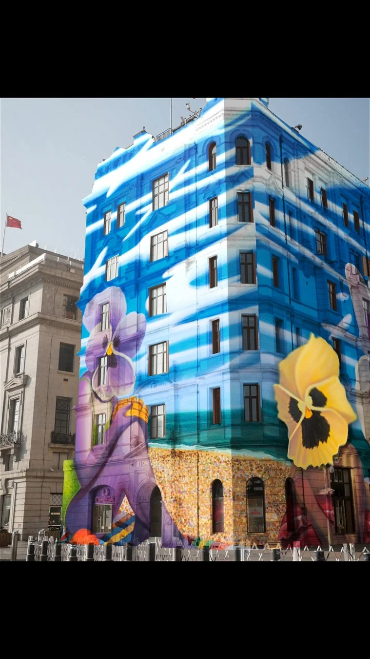 鮮やかな壁画で装飾されたSwatch Art Peace Hotelの建物