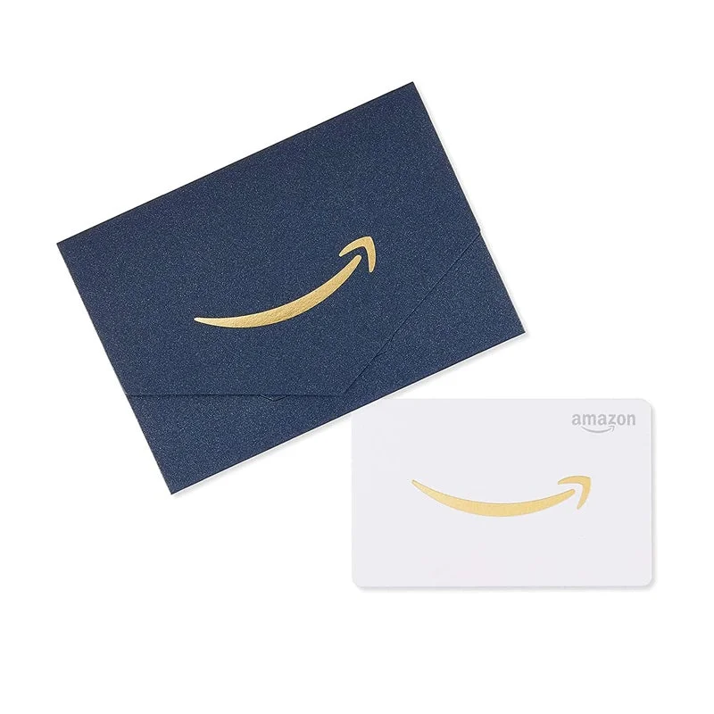 アマゾンのロゴが入ったダークブルーの封筒と白いギフトカード