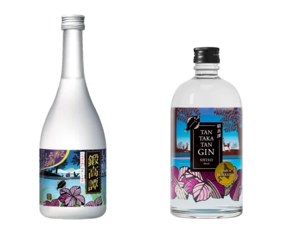 しそ焼酎「鍛高譚」と「TAN TAKA TAN GIN」のボトル