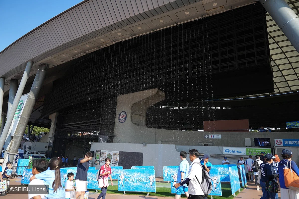 スタジアム、野球場、埼玉西武ライオンズ、ウォーターフォール、イベント、観客、夏、ドーム、ベルーナドーム