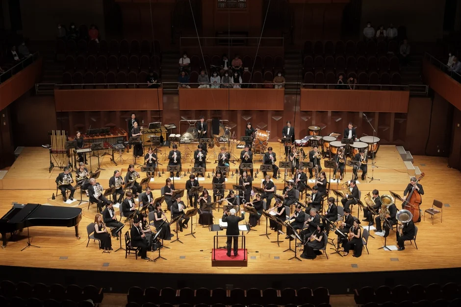 オーケストラの演奏風景