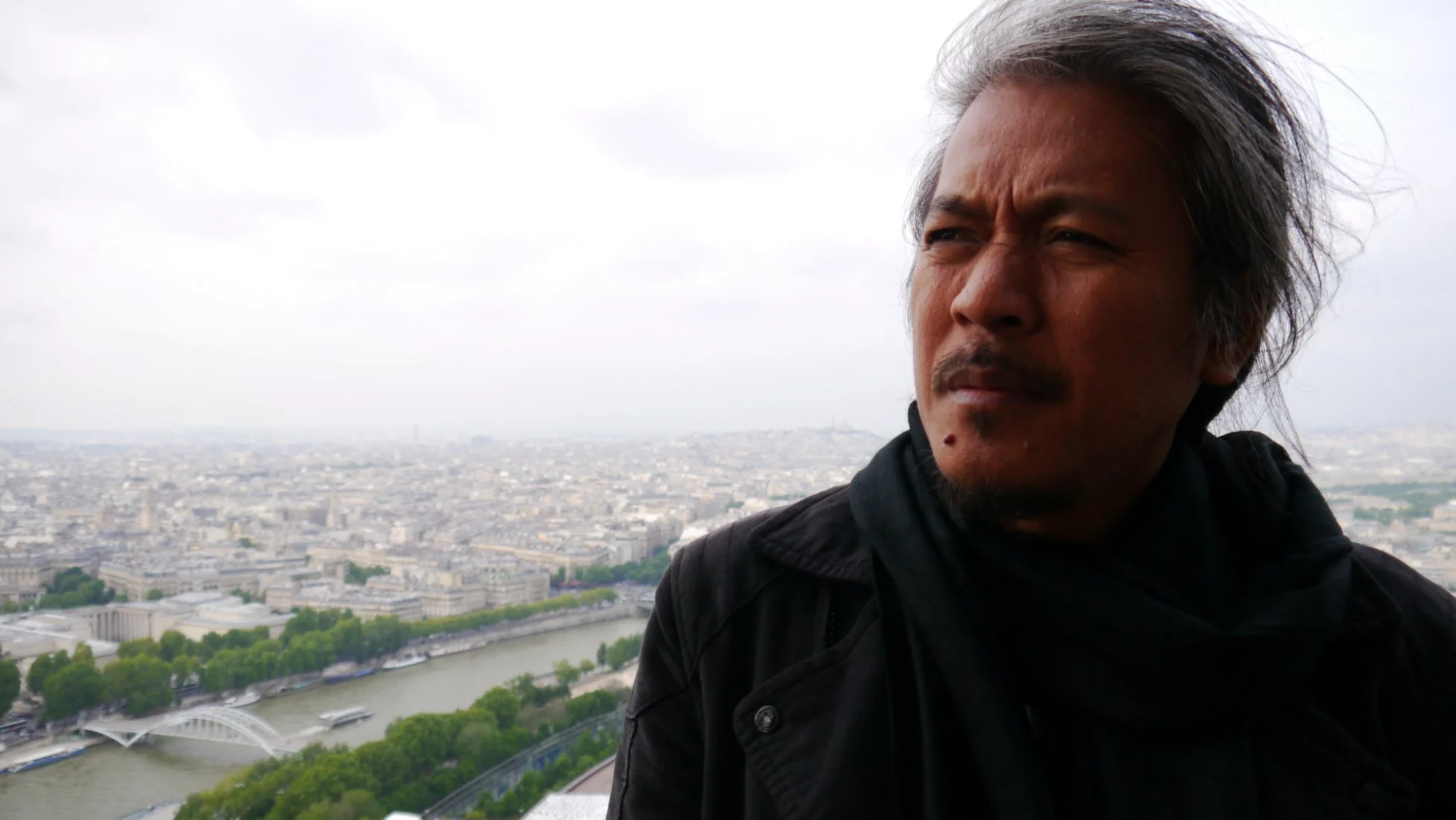 ラヴ・ディアス監督
