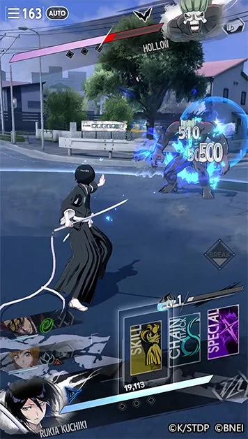 最適なアクションを選んで攻撃するバトル画面