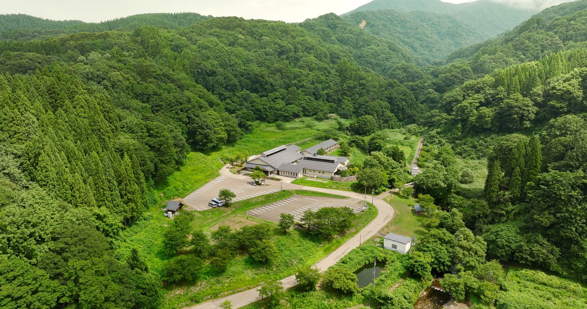 山里の温泉宿 くわどり湯ったり村