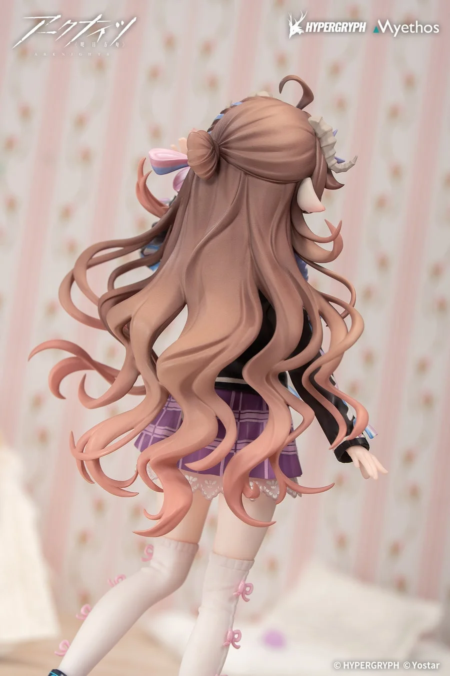 純燼エイヤフィヤトラ フィギュア背面