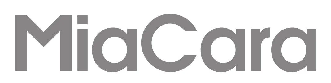 白背景に「MiaCara」という文字がグレーで書かれたロゴ画像です。