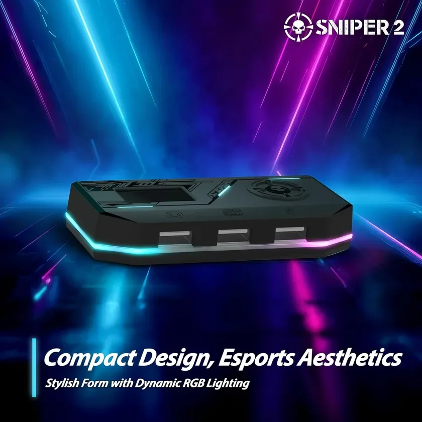 eスポーツ向けのコンパクトなゲーミングデバイスが、ダイナミックなRGBライティングを特徴とし、青とピンクのネオンライトが光る未来的な背景に配置されています。