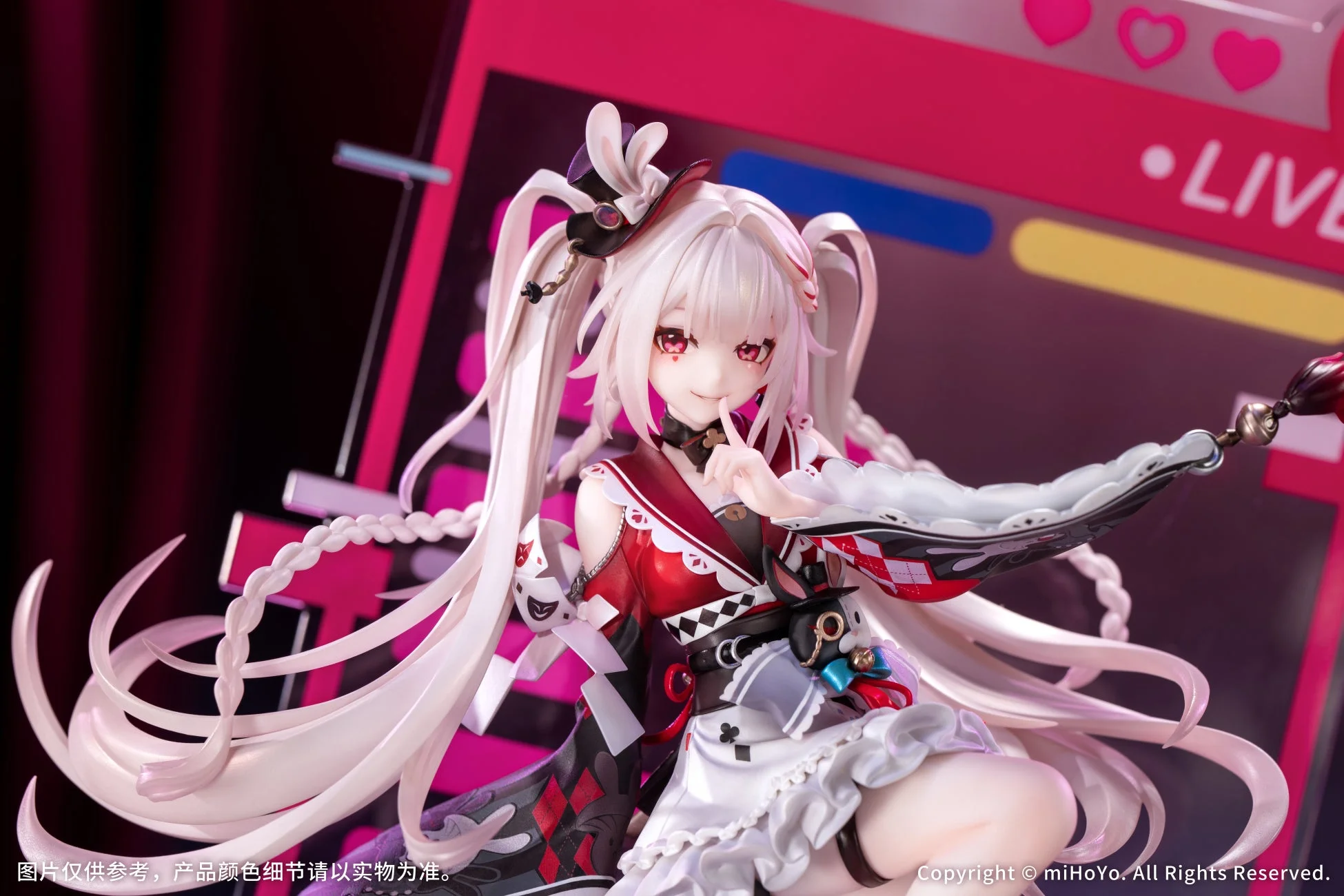 火花フィギュア クローズアップ